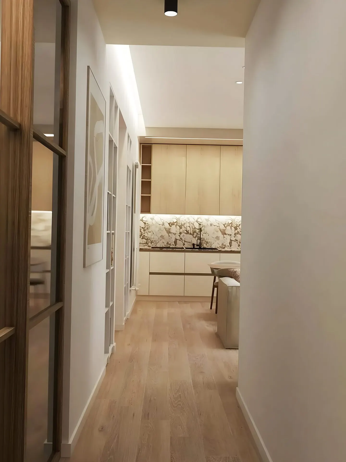 Interior de vivienda reformada representativa del trabajo en el Vallès Oriental